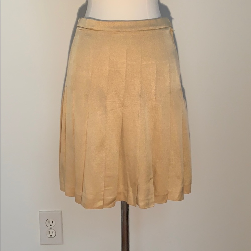 🎉 Host Pick 🛍️ Ellen Tracy petites SILK Knit Pleated Skirt Gold - Picture 6 of 6